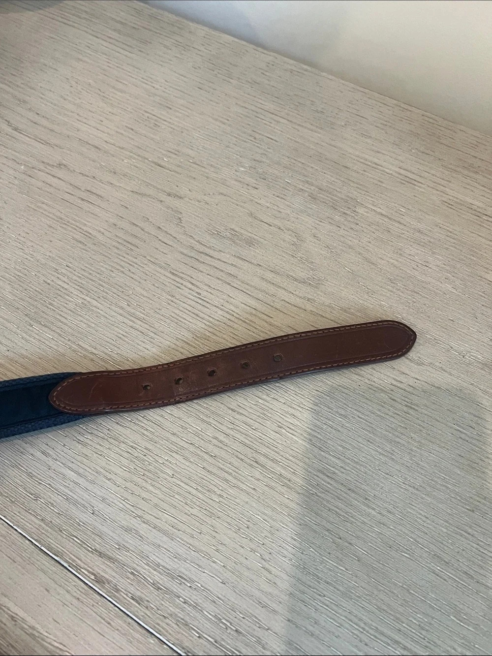 Boys Southern Tide Skipjack ribbon belt size 26 navy and brown leather